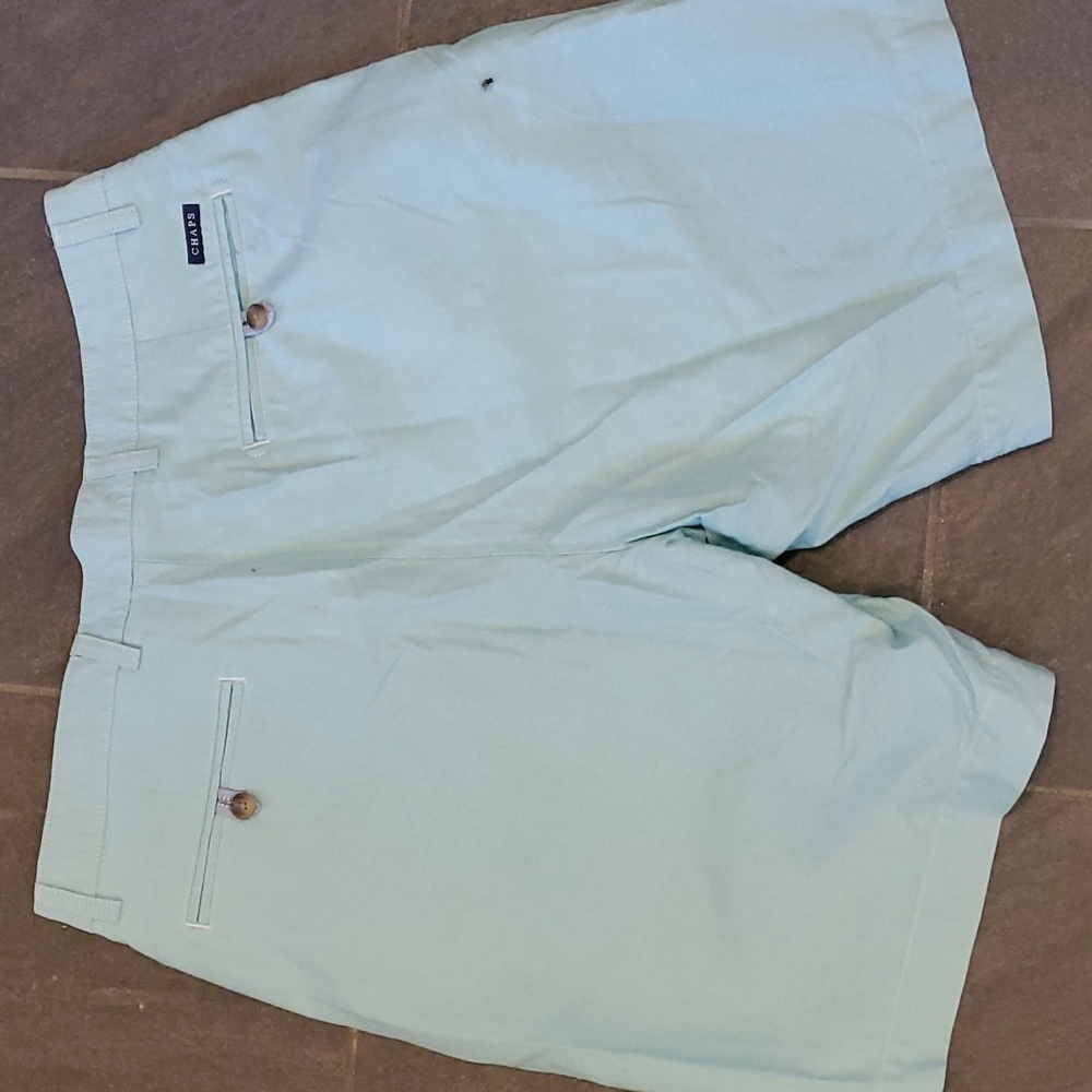 Bundle of 3 pair men's Chaps shorts - Picture 3 of 7